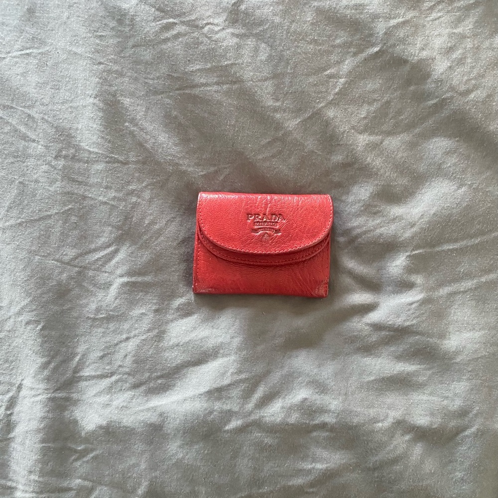 Womens red vintage Prada coin wallet